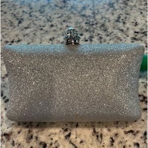 Moni Couture mini clutch purse Silver hard shell rhinestone opener ( no chain)